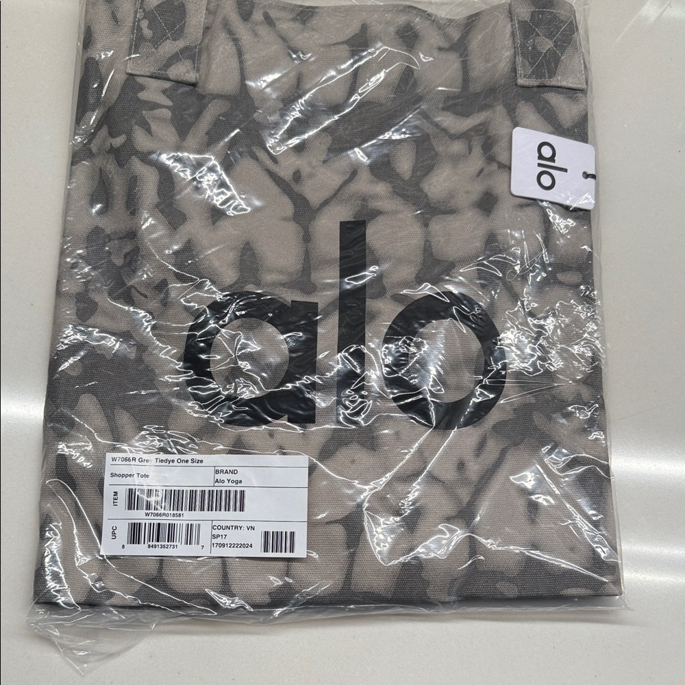 ALO Yoga Gray Camouflage Tote